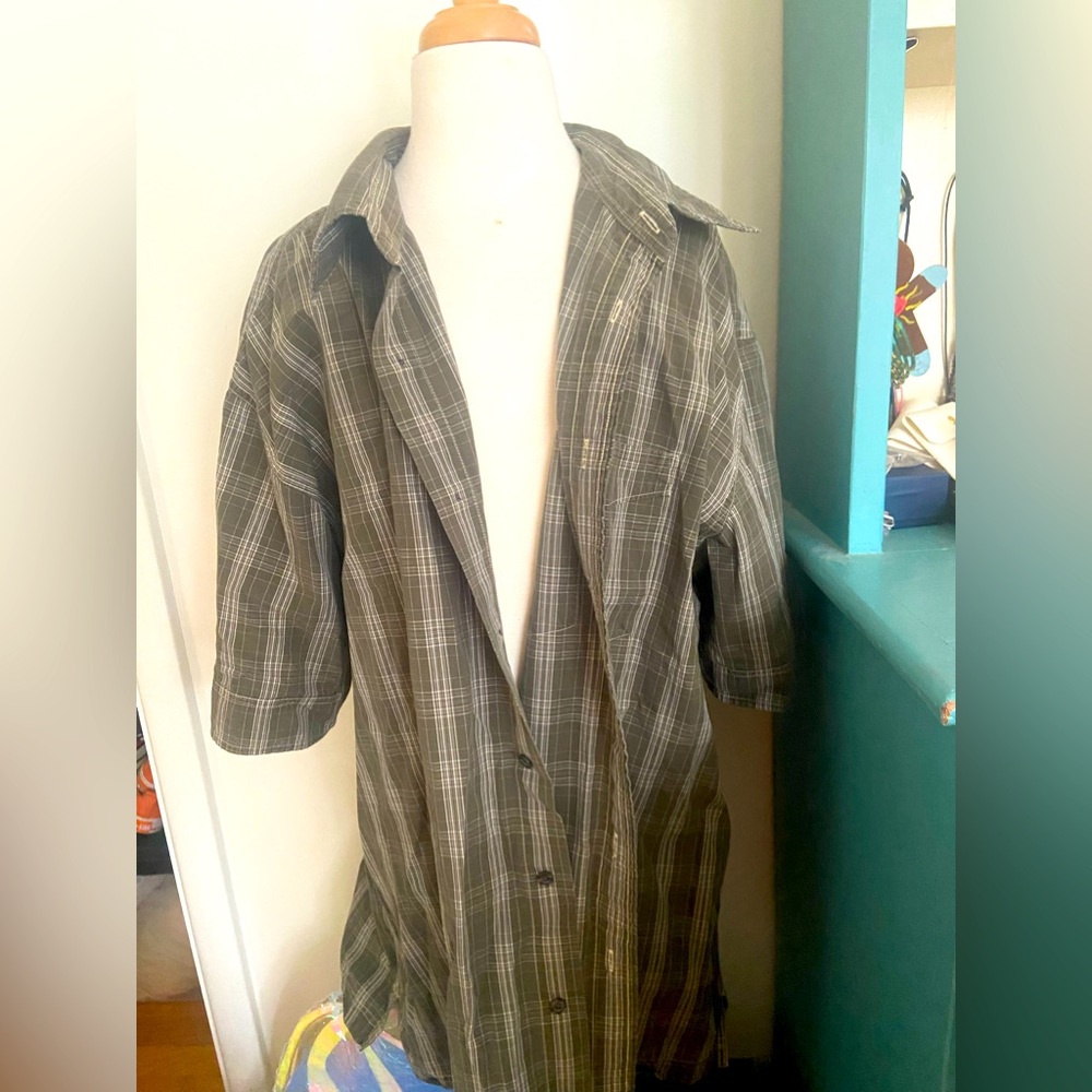 Men’s baggy flannel button up